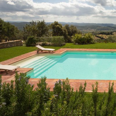 piscina skimmer telo sabbia con scala e illuminazione